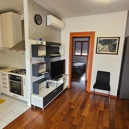 Ferienwohnung Apartman In Club Zagreb Exterior foto
